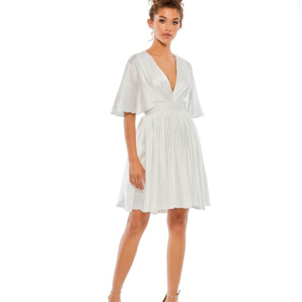 Mac Duggal White V-Neck Dress style 26605 size 2